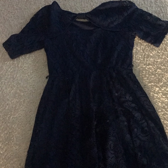 A Navy blue dresses - Picture 2 of 2